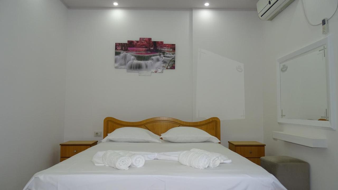 Hotel Arsenal Ksamil Exterior foto